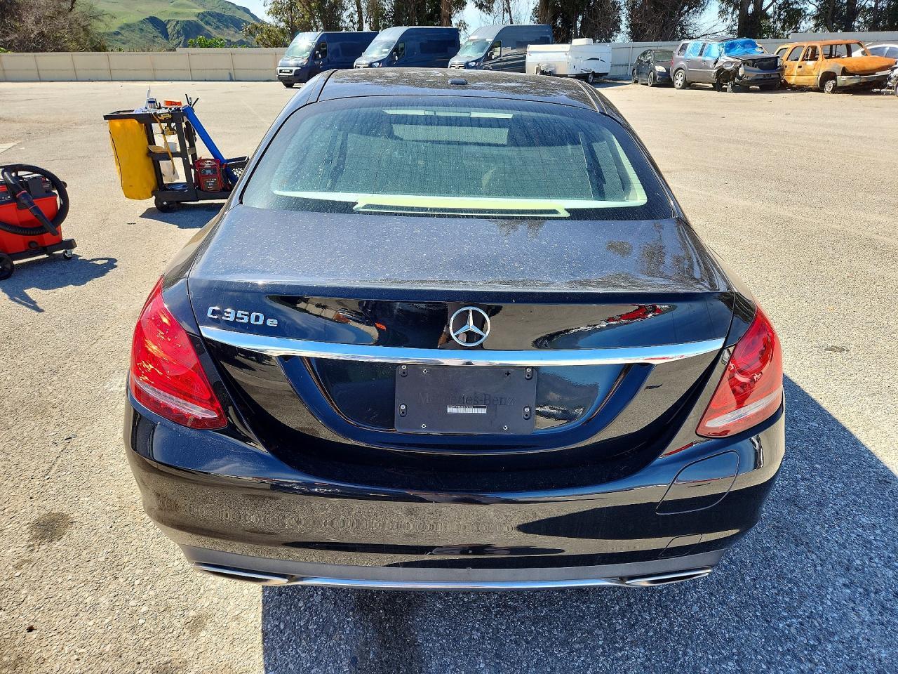 2018 Mercedes-Benz C 350E - Image 6