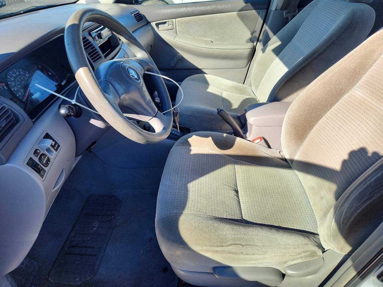 2005 Toyota Corolla Ce - Фото 7