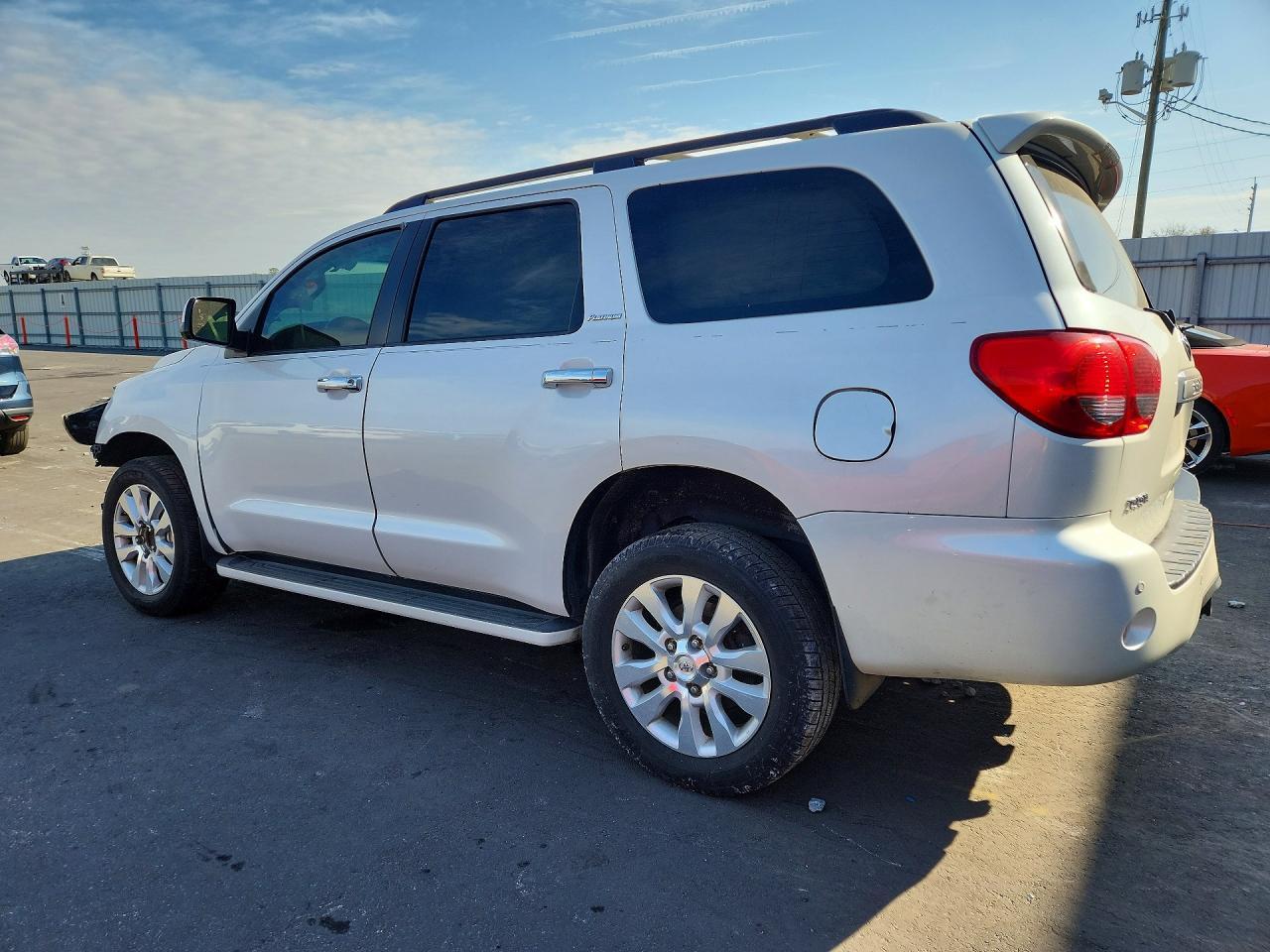 2010 Toyota Sequoia Platinum - Image 2
