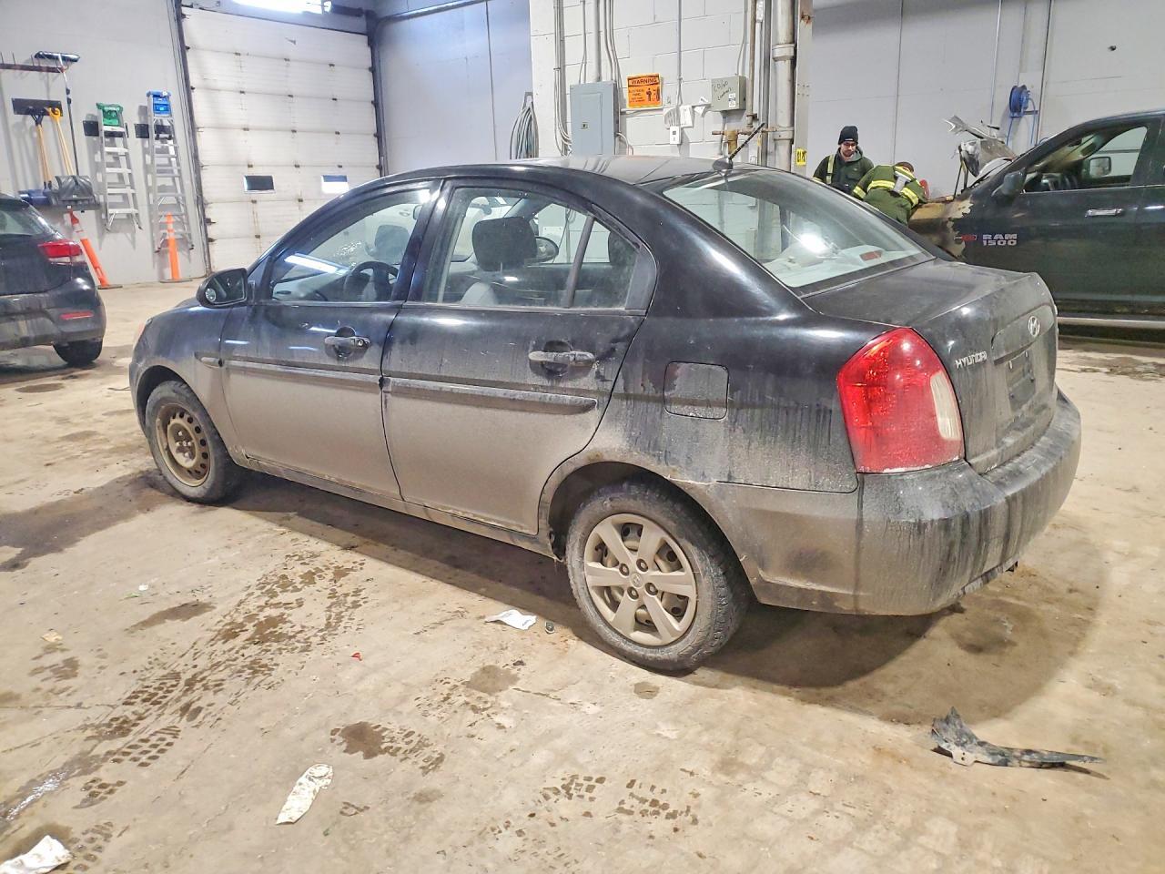 2008 Hyundai Accent Gls - Фото 2