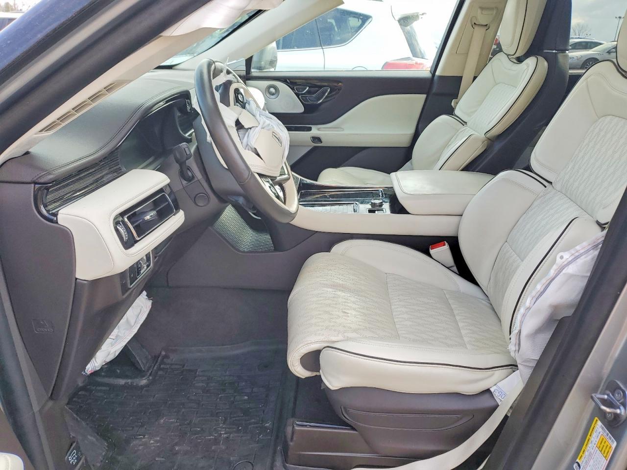 2023 Lincoln Aviator Black Label - Image 7