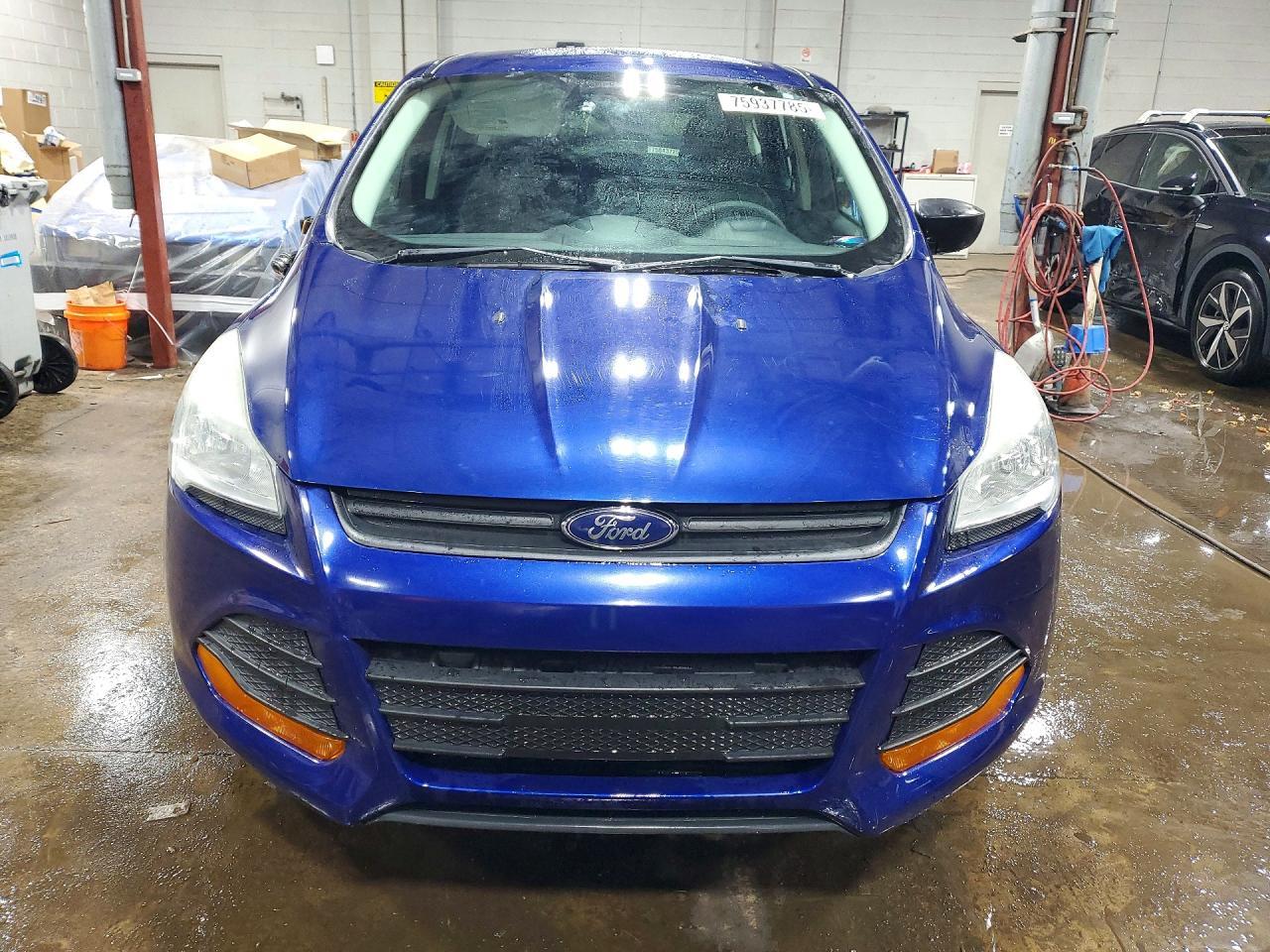2014 Ford Escape S - Image 5
