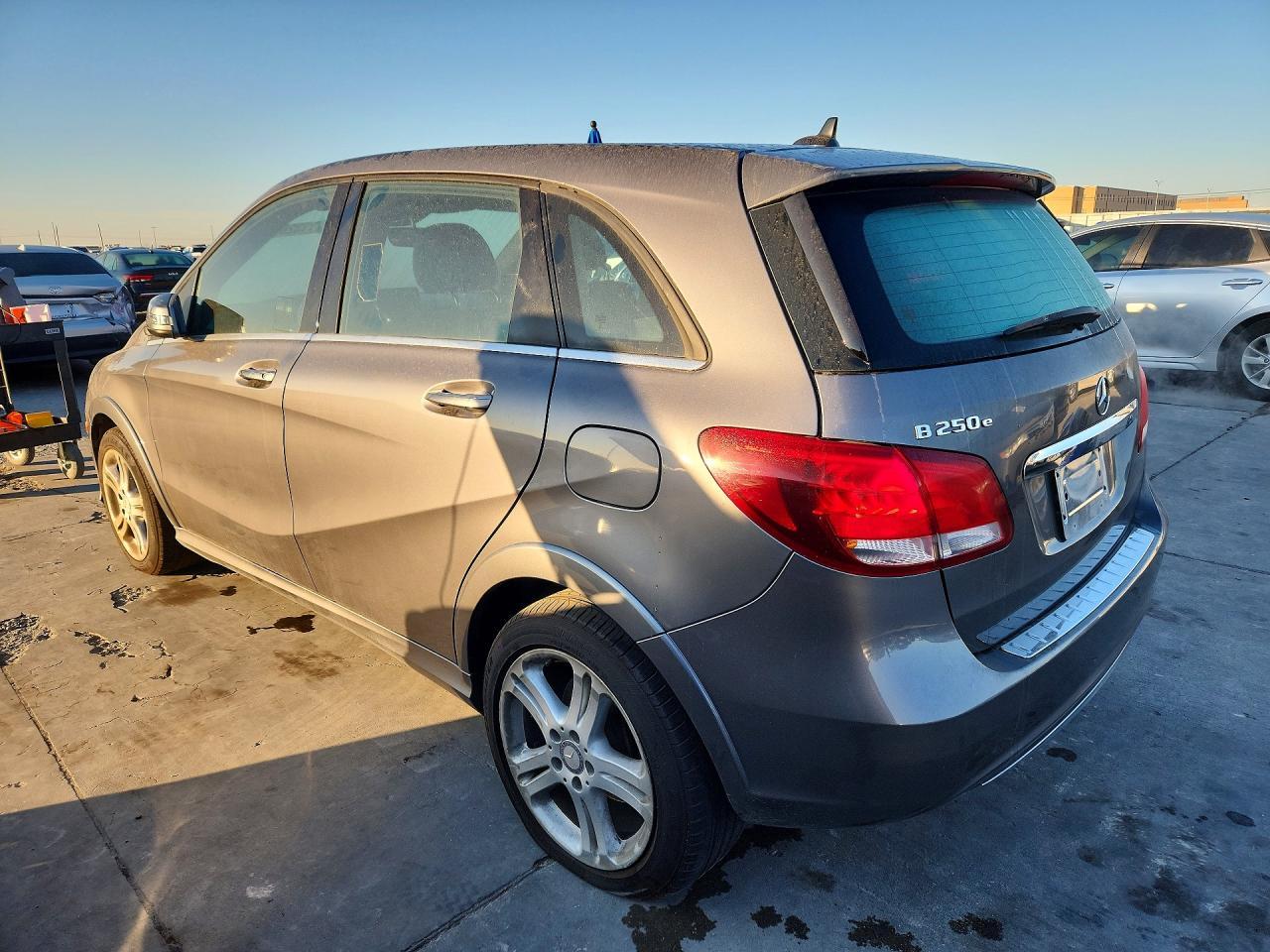 2017 Mercedes-Benz B 250E - Image 2