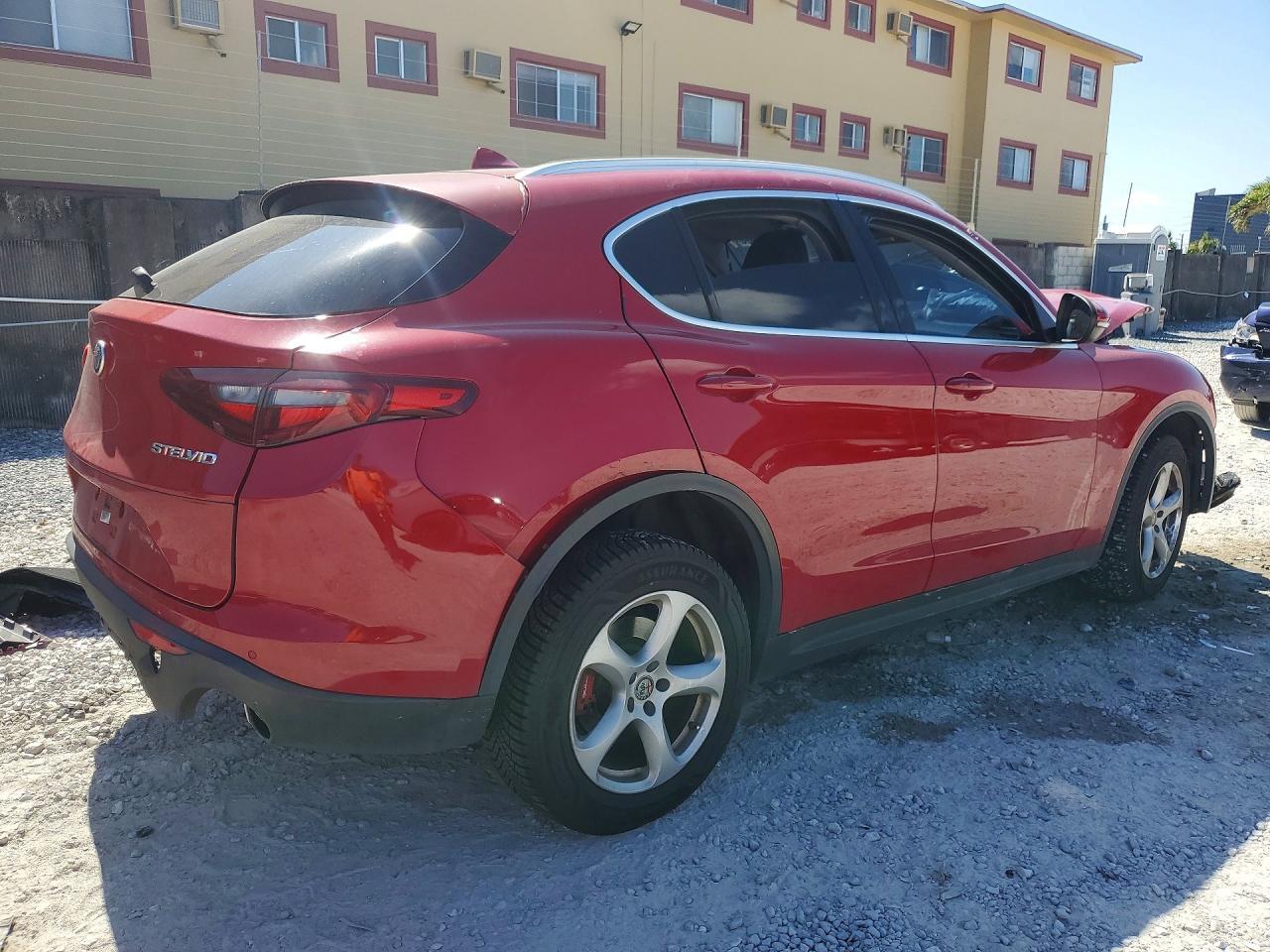 2018 Alfa Romeo Stelvio - Фото 3