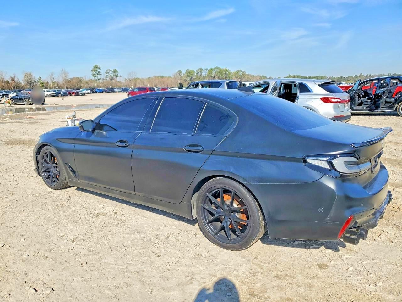 2020 BMW 530 I - Фото 2