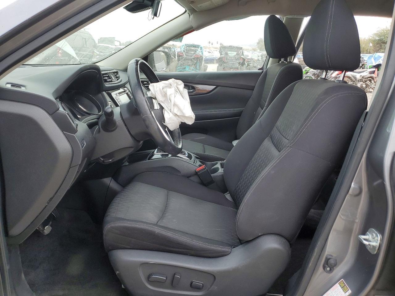 2019 Nissan Rogue S - Фото 7