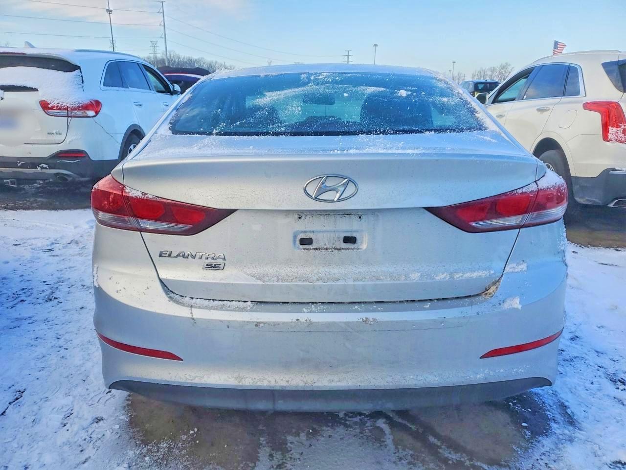 2018 Hyundai Elantra Se - Image 6