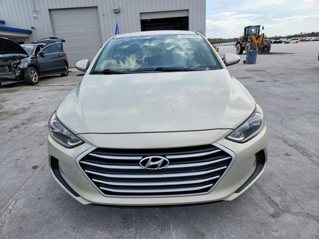 2017 Hyundai Elantra Se - Image 5