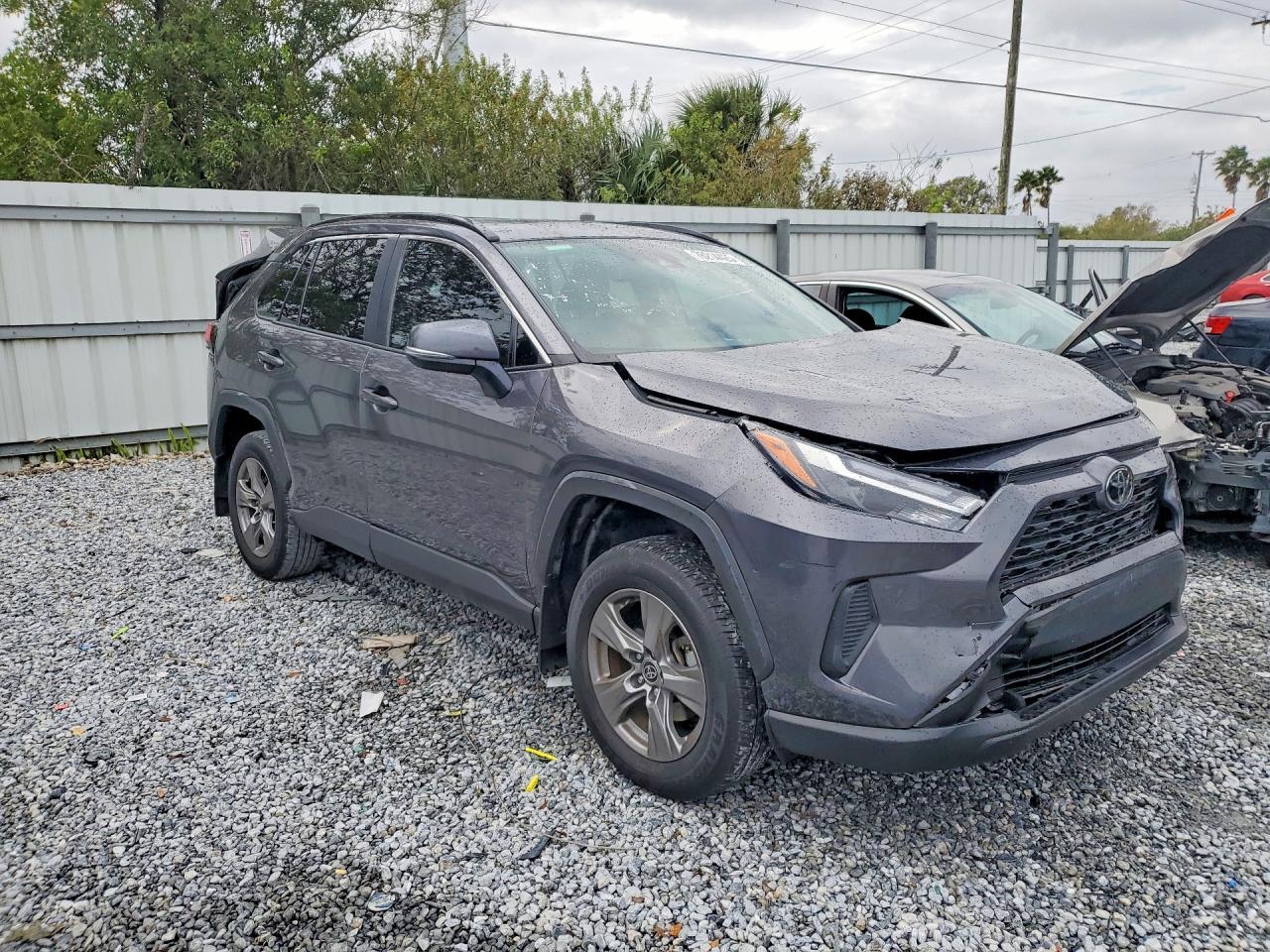 2024 Toyota Rav4 Xle - Фото 4
