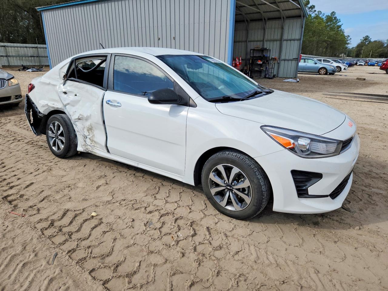 2022 Kia Rio S - Image 4