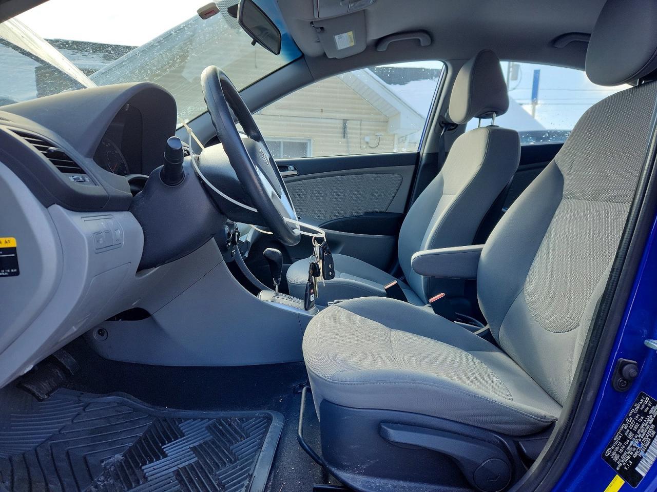 2013 Hyundai Accent Gls - Image 7