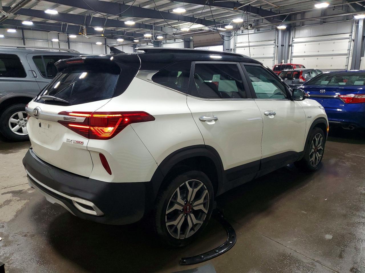 2021 Kia Seltos Sx Turbo - Image 3