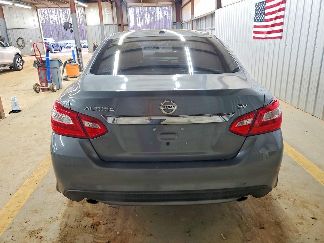2017 Nissan Altima 2.5 - Фото 6