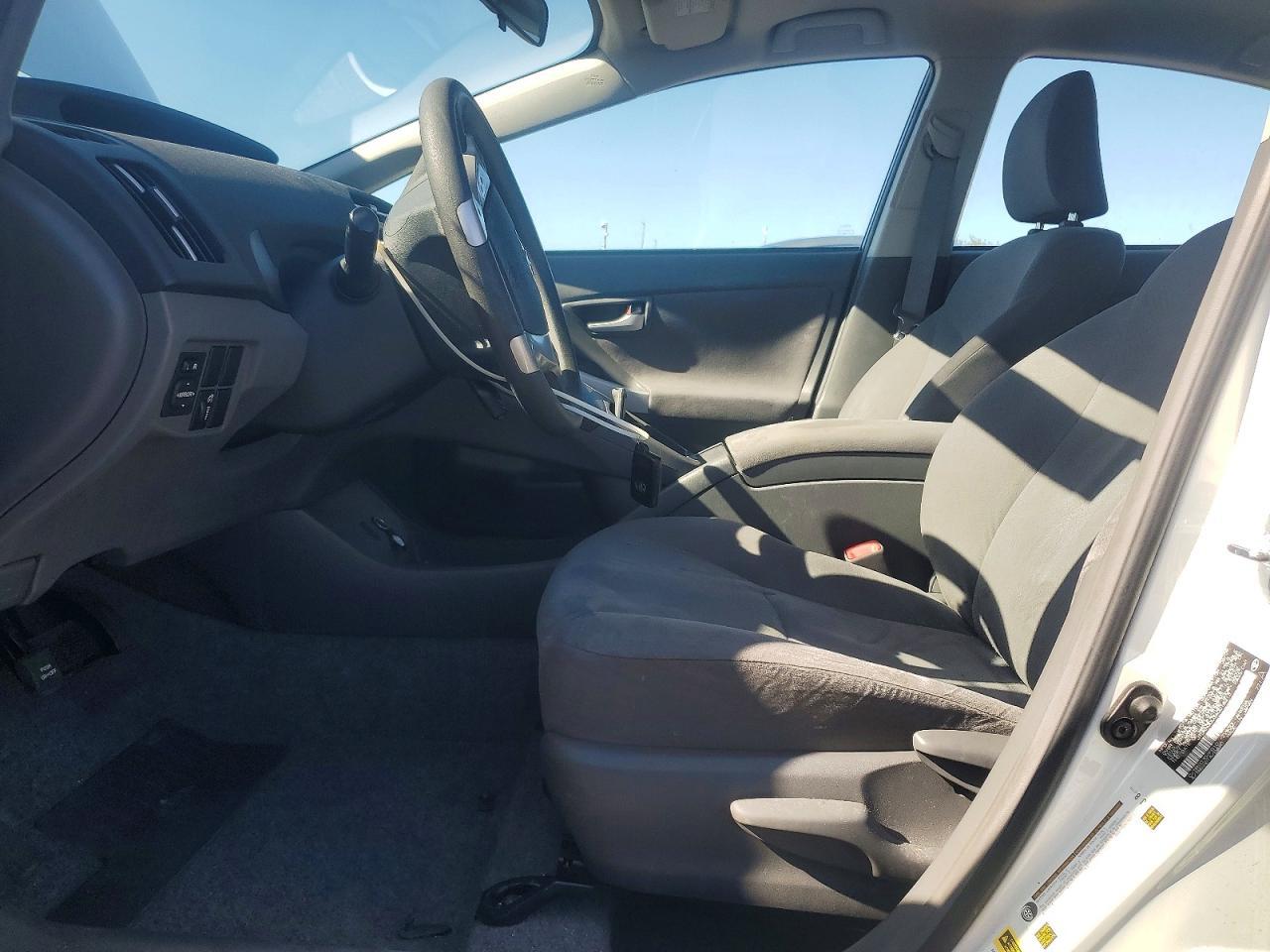 2010 Toyota Prius - Фото 7