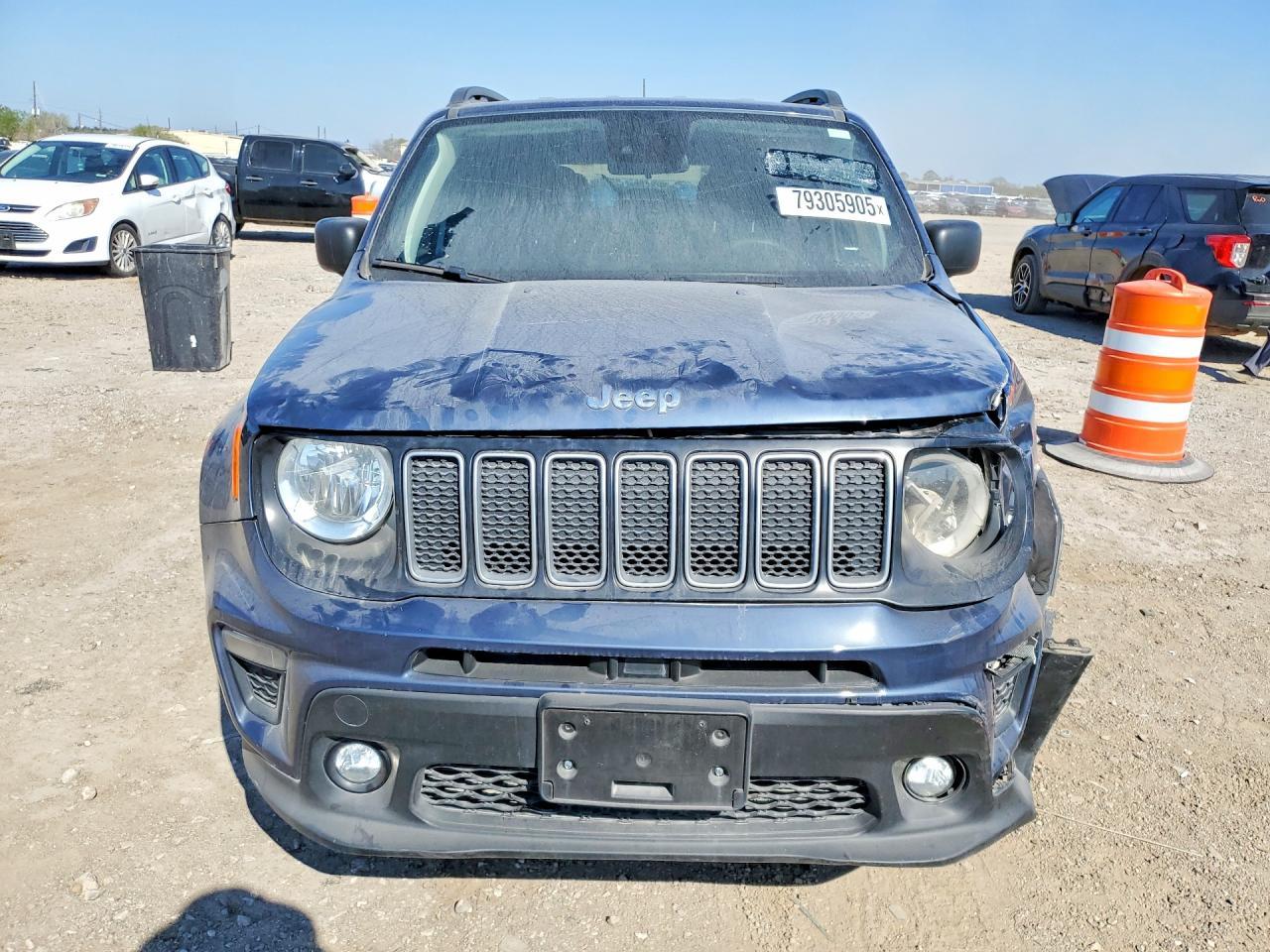 2022 Jeep Renegade Latitude - Image 5