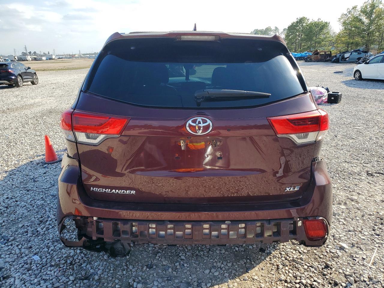 2019 Toyota Highlander Xle - Image 6
