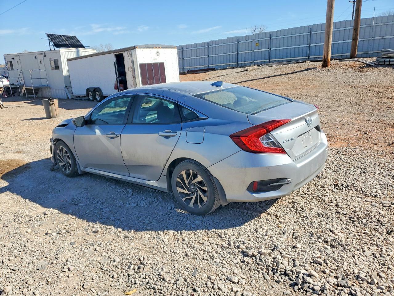 2017 Honda Civic Ex - Image 2