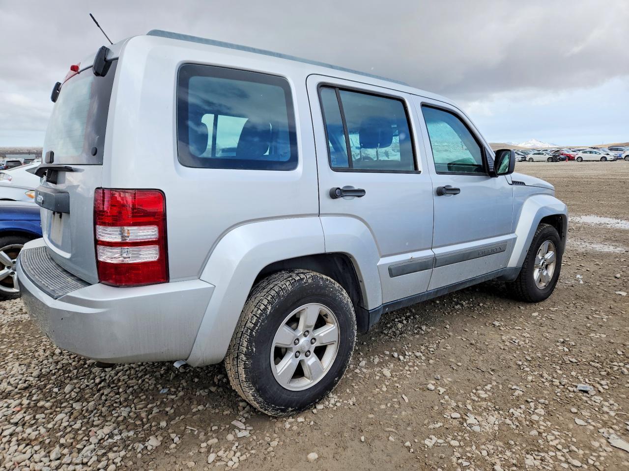 2012 Jeep Liberty Sport - Фото 3
