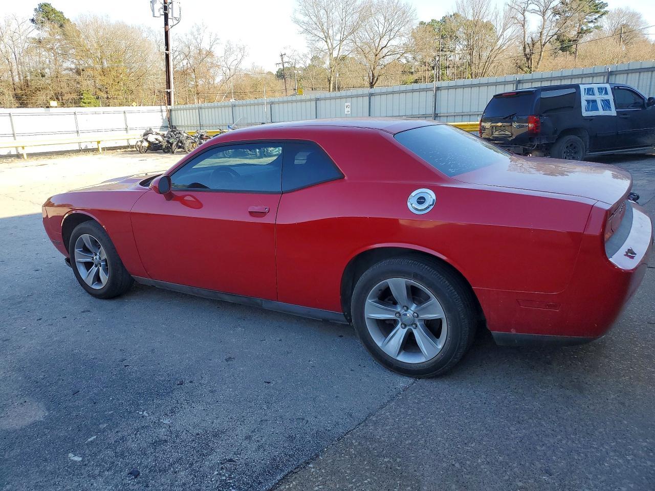 2013 Dodge Challenger Sxt - Image 2