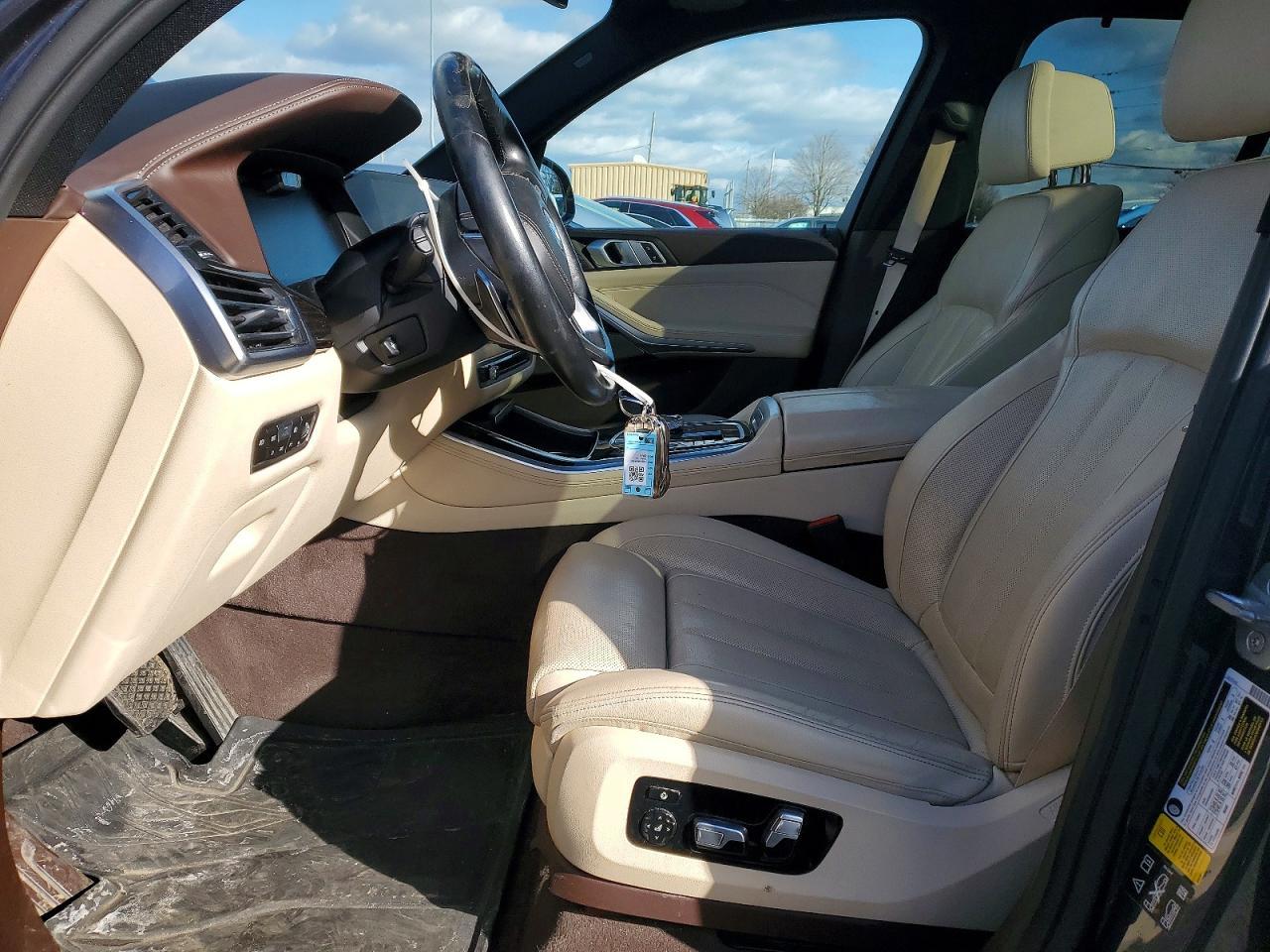 2019 BMW X5 xDrive50I - Image 7