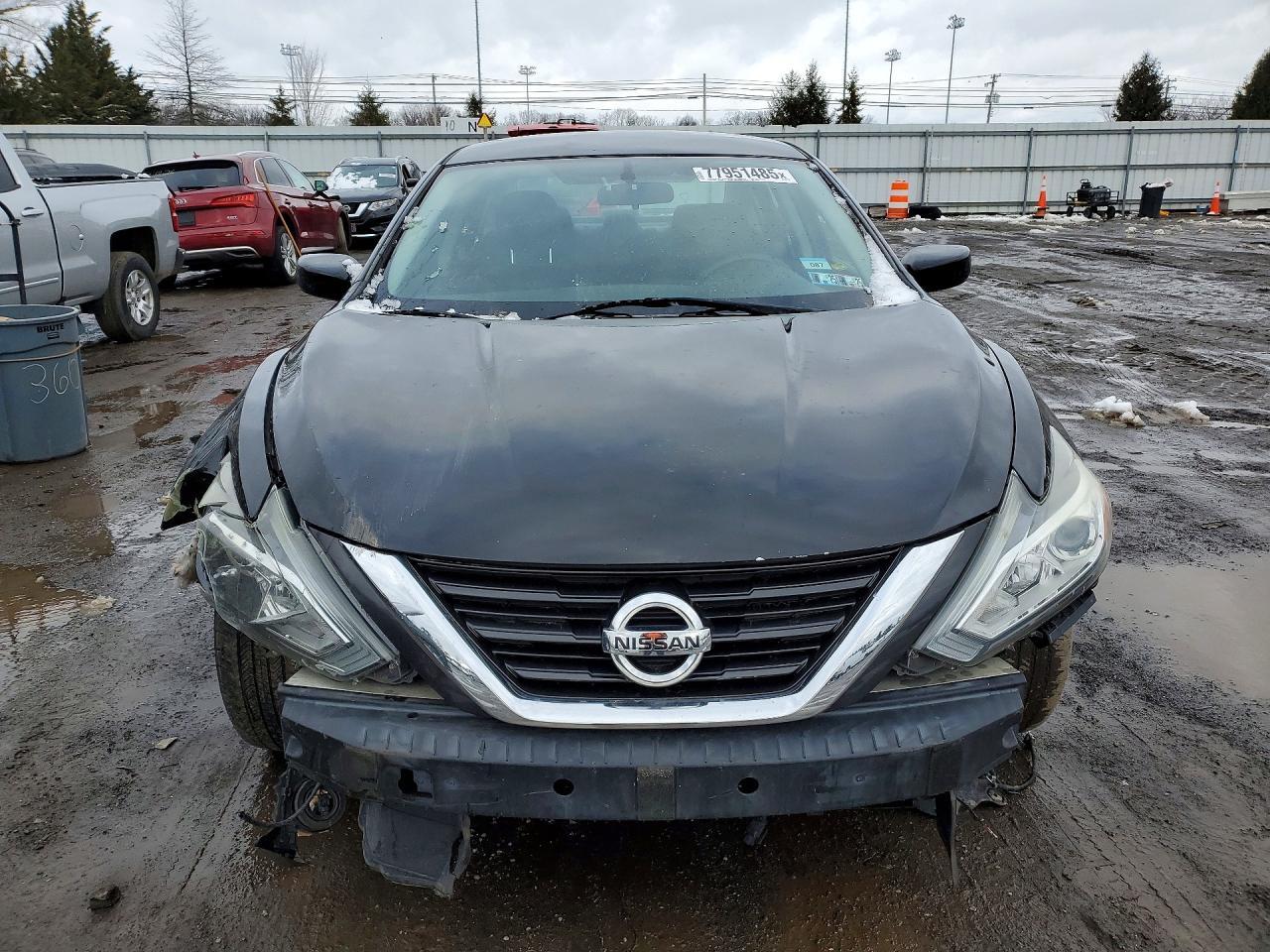 2017 Niss Altima - Фото 5