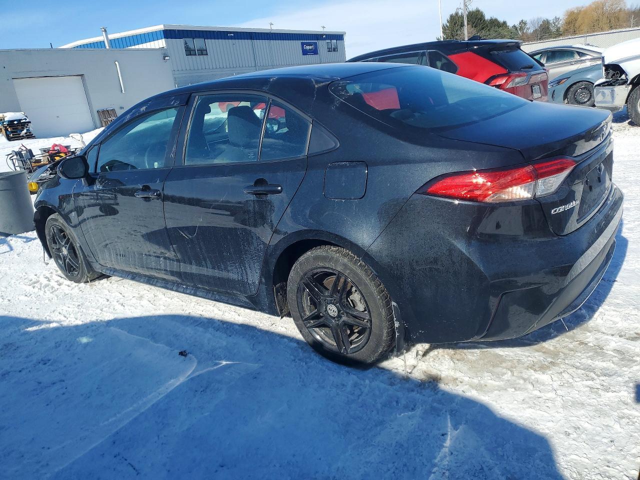 2022 Toyota Corolla Le - Image 2
