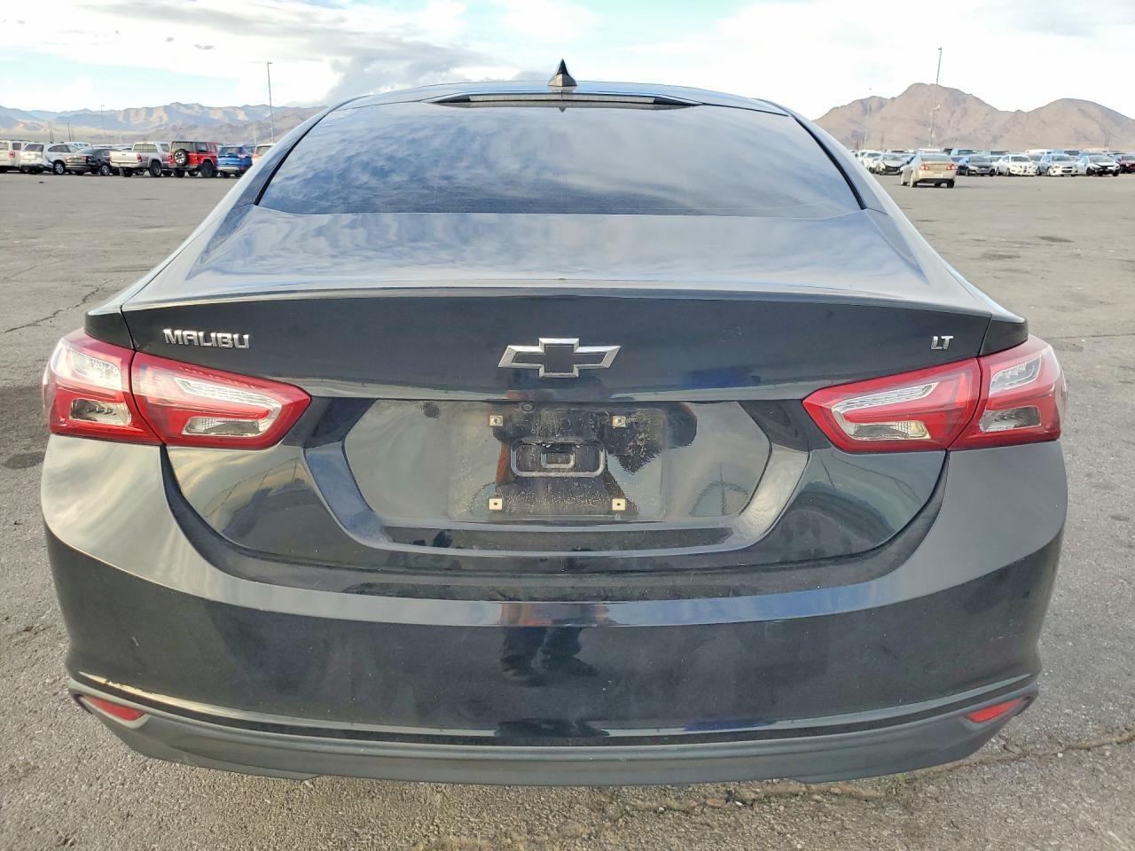 2022 Chevrolet Malibu Lt - Фото 6