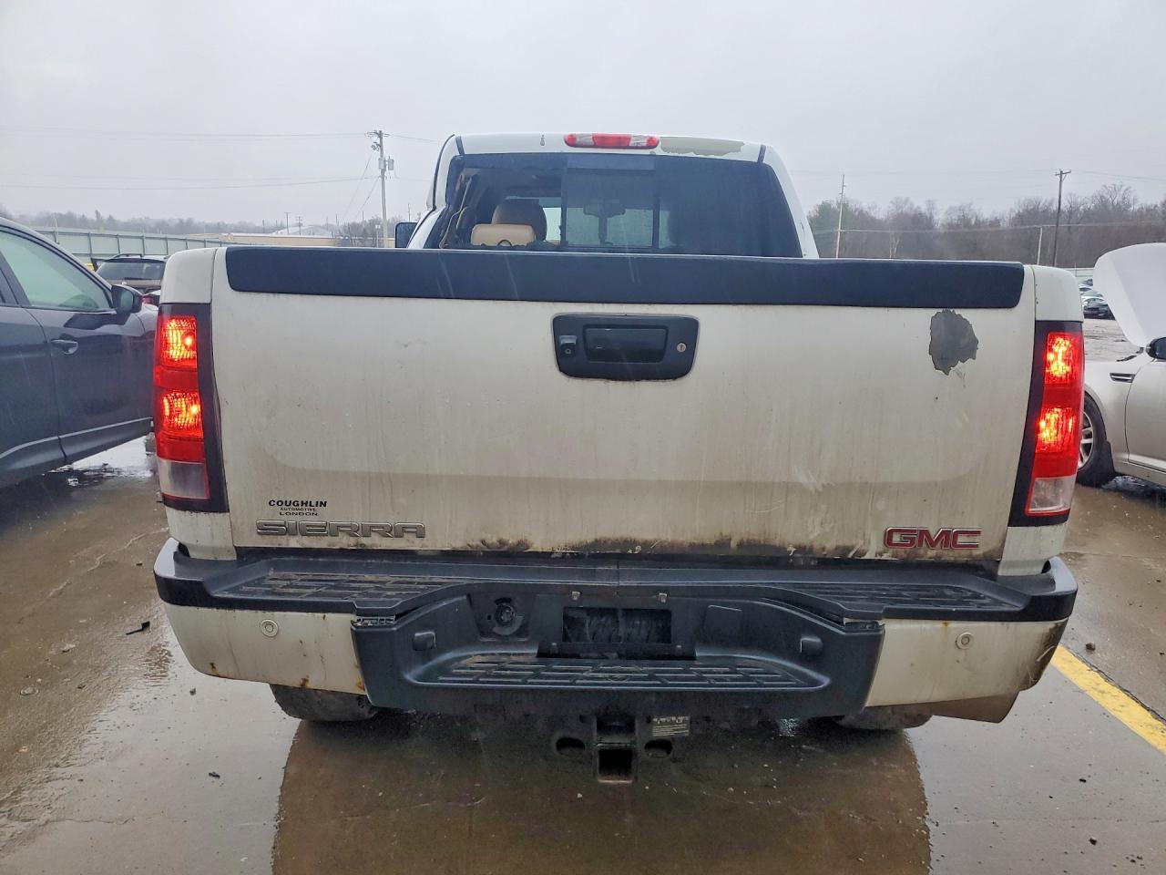 2012 GMC Sierra K2500 Denali - Image 6