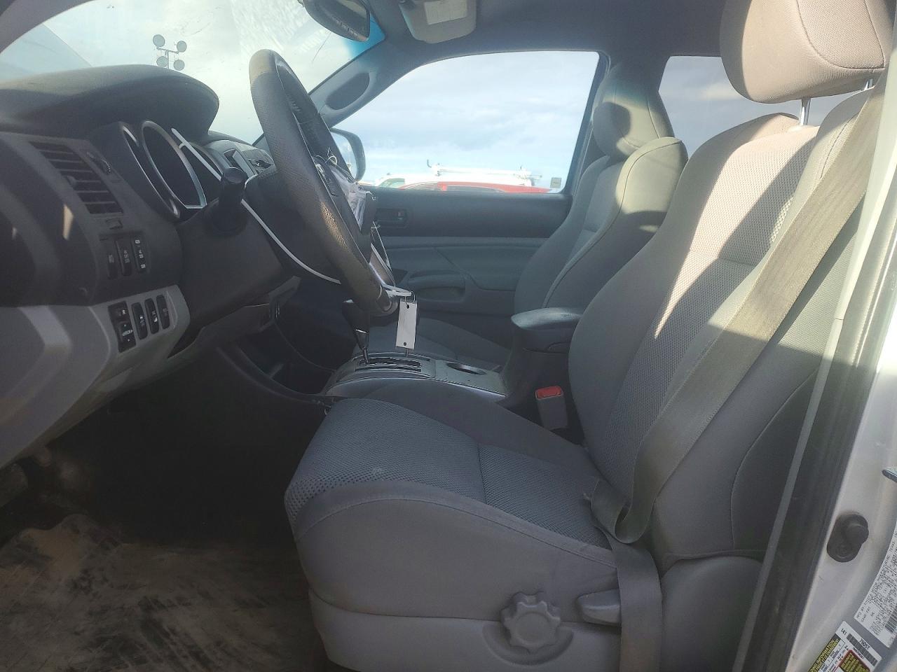 2012 Toyota Tacoma Double Cab - Image 7