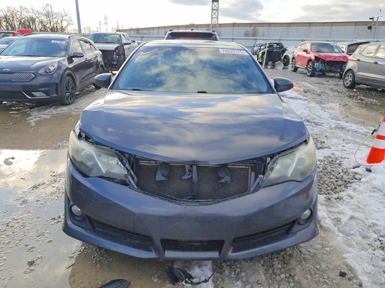 2012 Toyota Camry Base - Фото 5