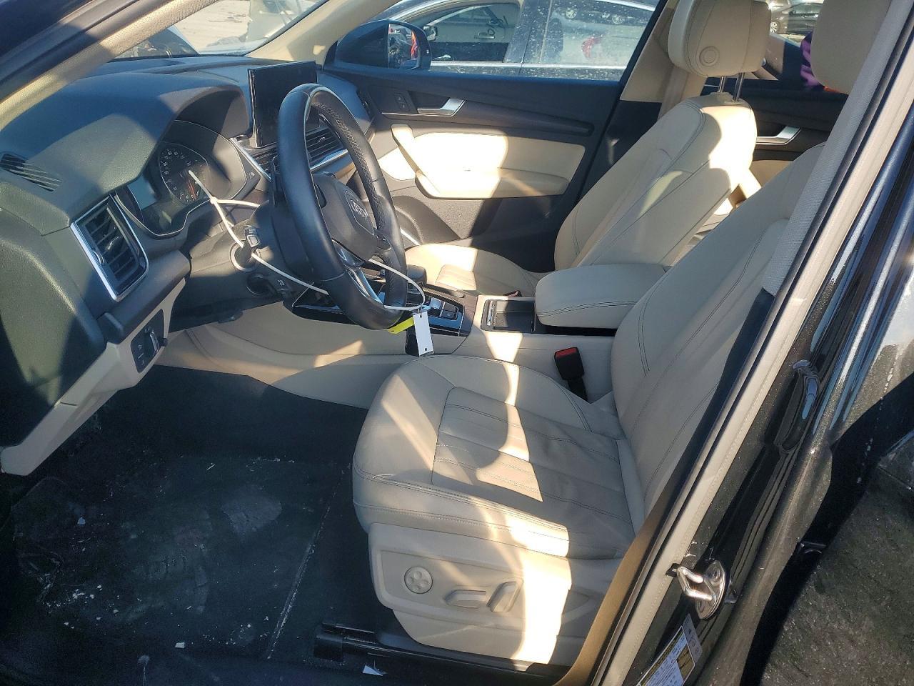 2022 Audi Q5 Premium 40 - Фото 7