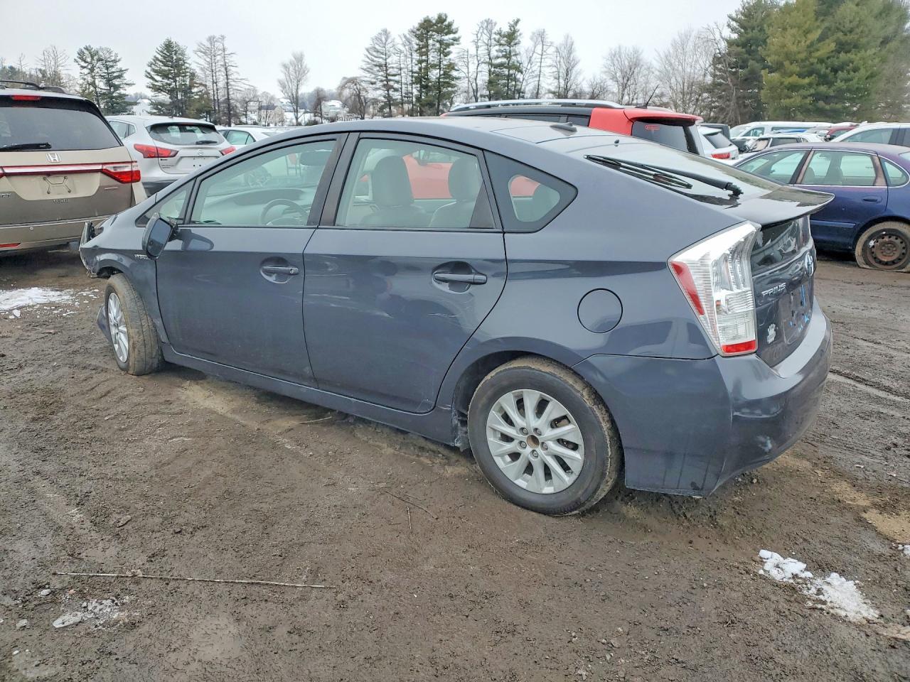 2010 Toyota Prius - Image 2