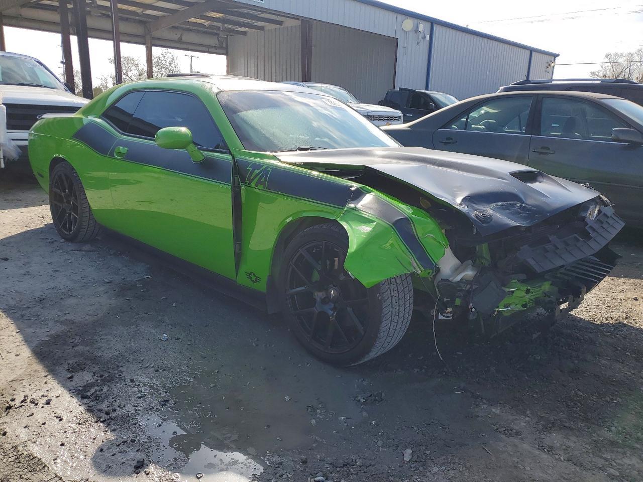 2017 Dodge Challenger R - Image 4