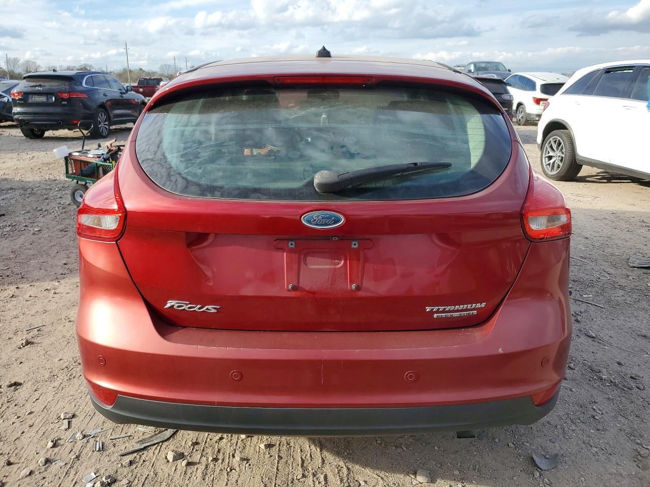 2015 Ford Focus Titanium - Фото 6