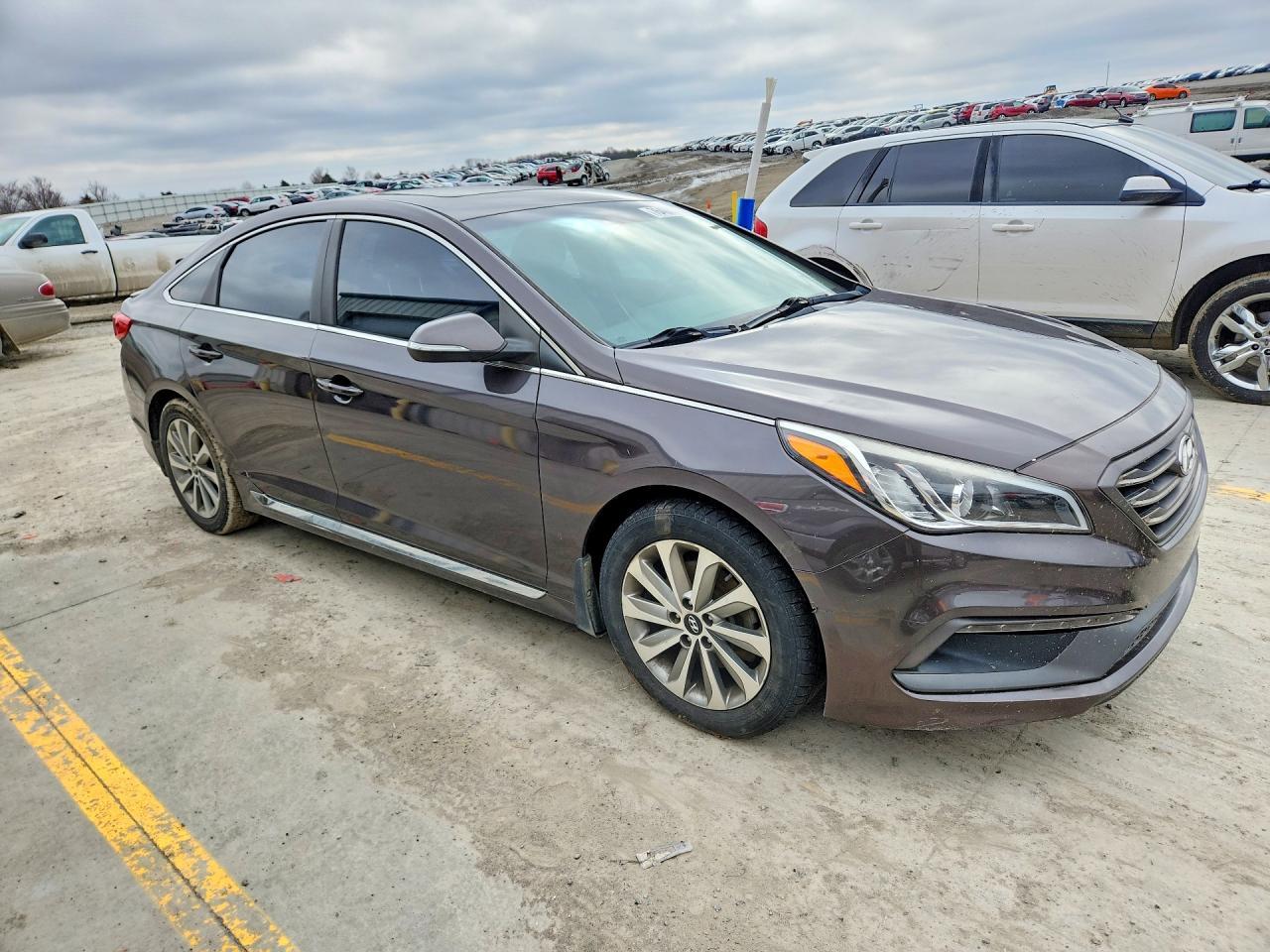 2016 Hyundai Sonata Sport - Image 4