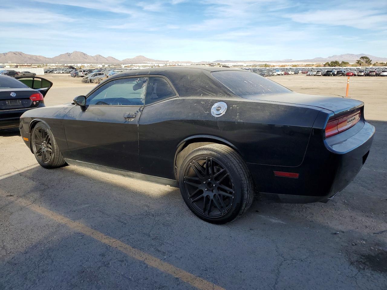 2014 Dodge Challenger Base - Фото 2