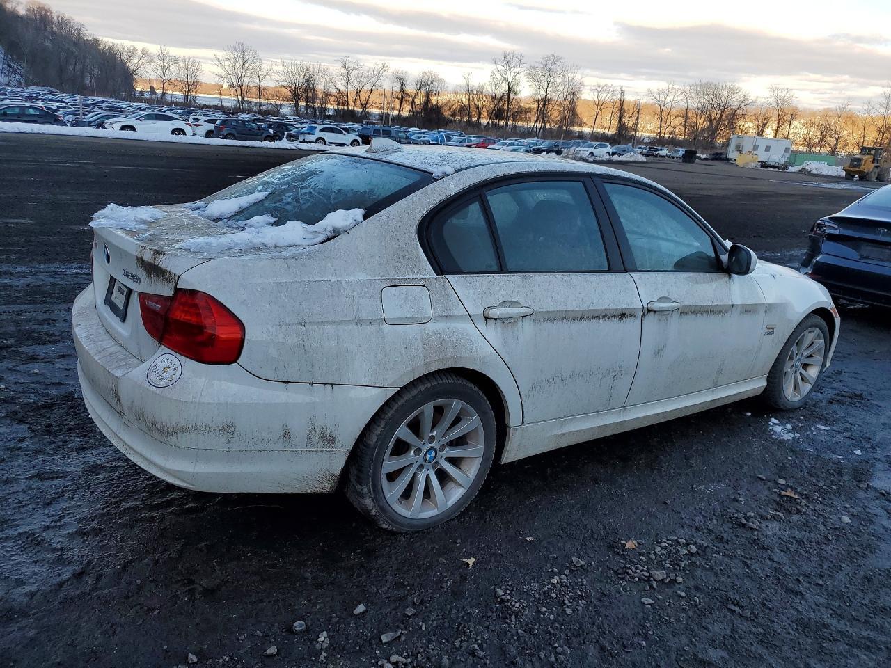 2011 BMW 328 Xi Sulev - Фото 3
