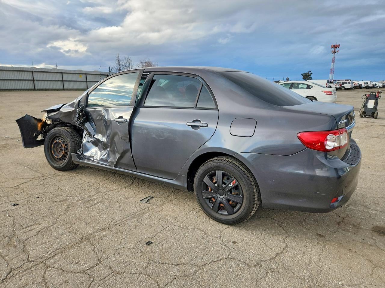 2011 Toyota Corolla Le - Фото 2
