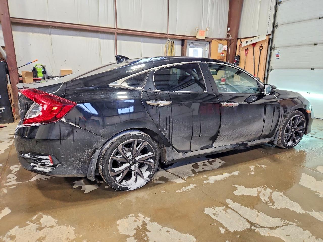 2020 Honda Civic Touring - Фото 3