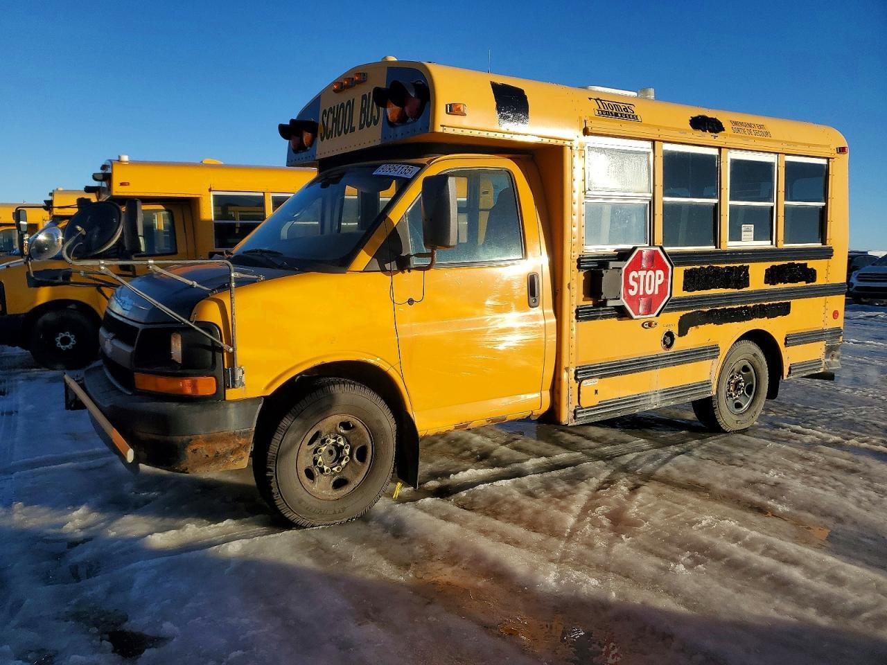 2010 Chevrolet Express G3 - School Bus - Image 2