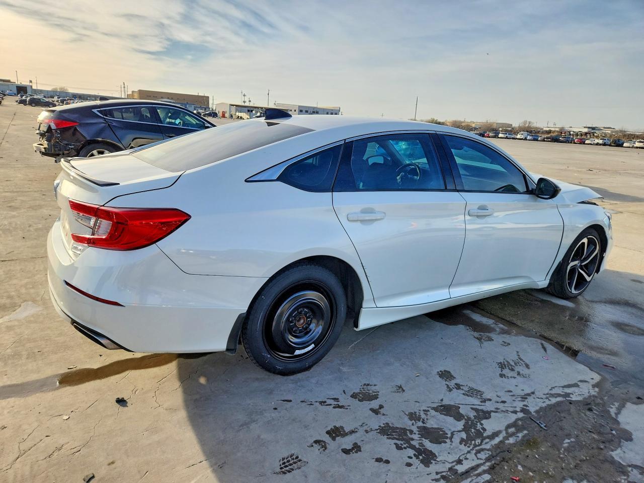 2022 Honda Accord Sport Se - Image 3