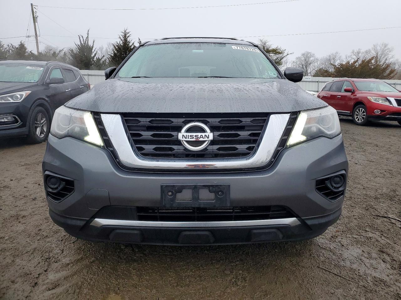 2020 Nissan Pathfinder S - Image 5