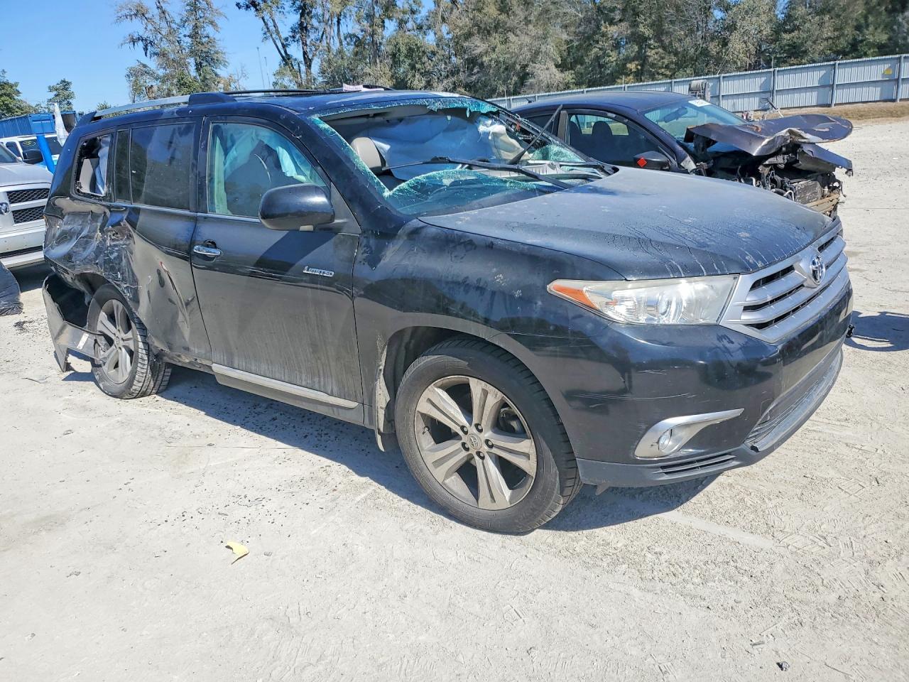 2012 Toyota Highlander Limited - Image 4