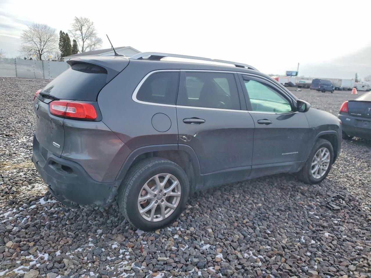 2017 Jeep Cherokee Latitude - Фото 3