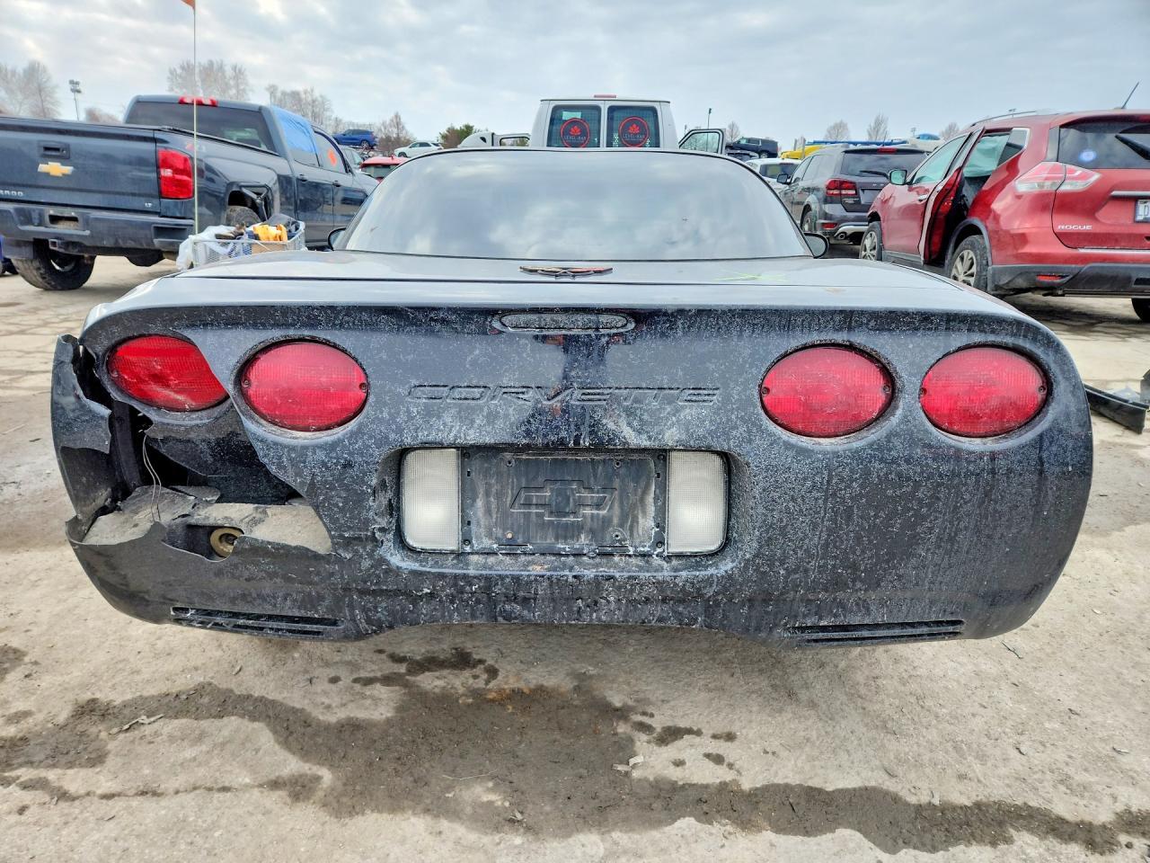 2004 Chevrolet Corvette - Фото 6