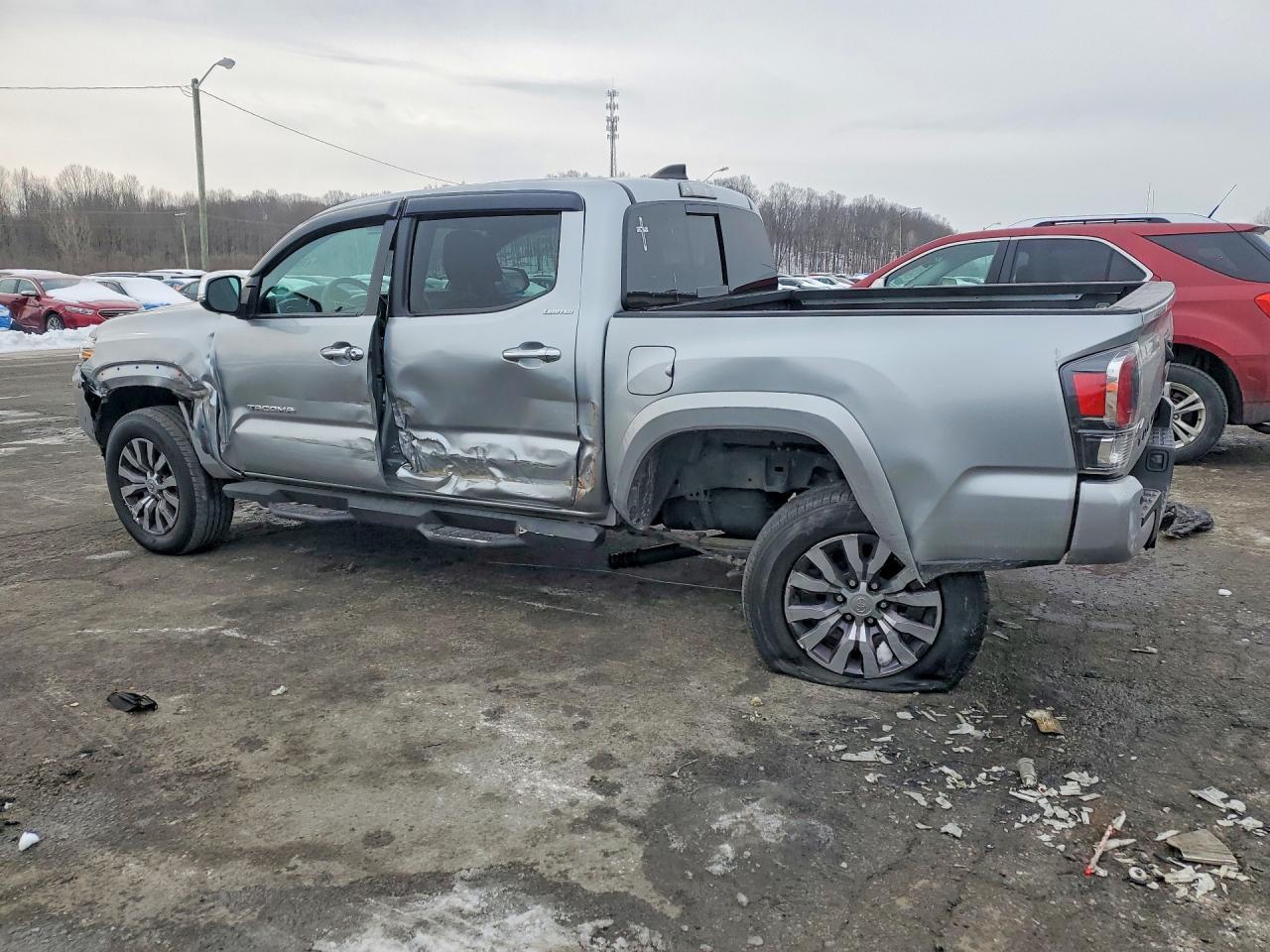 2022 Toyota Tacoma Double Cab - Фото 2