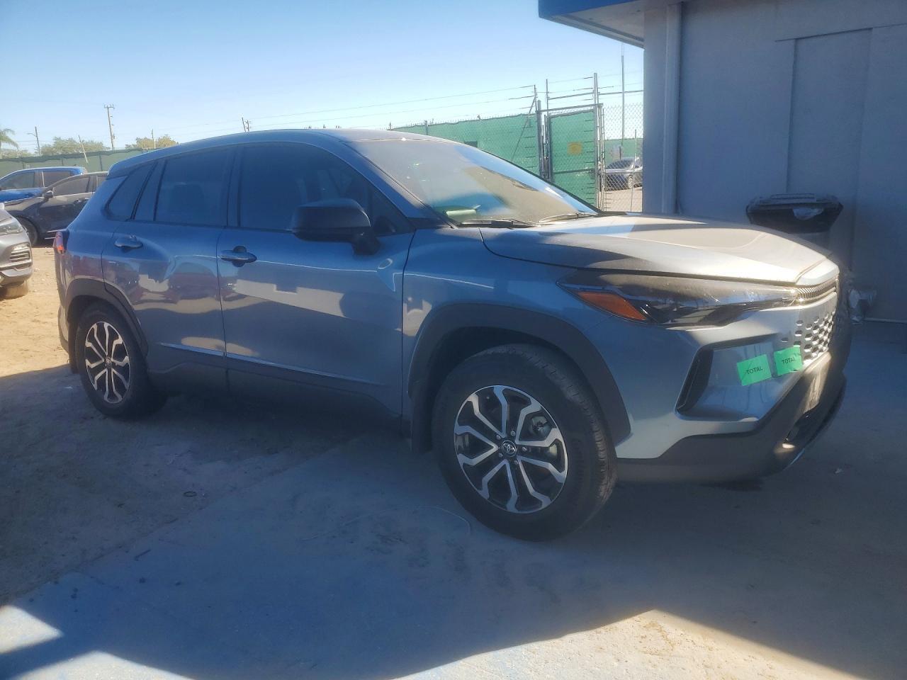 2026 Toyota Corolla Cross S - Фото 4