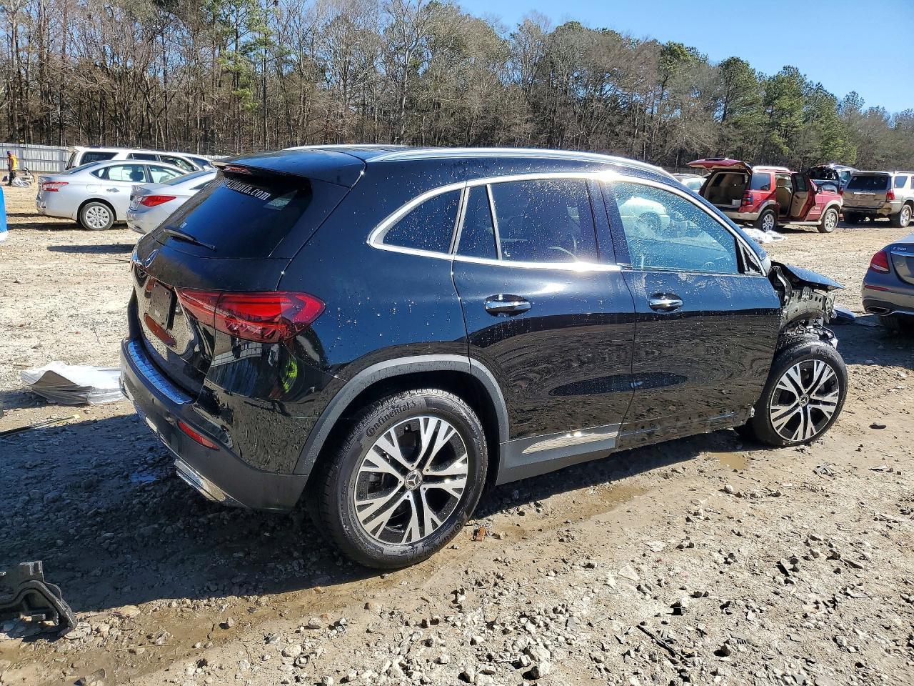 2025 Mercedes-Benz Gla 250 - Image 3