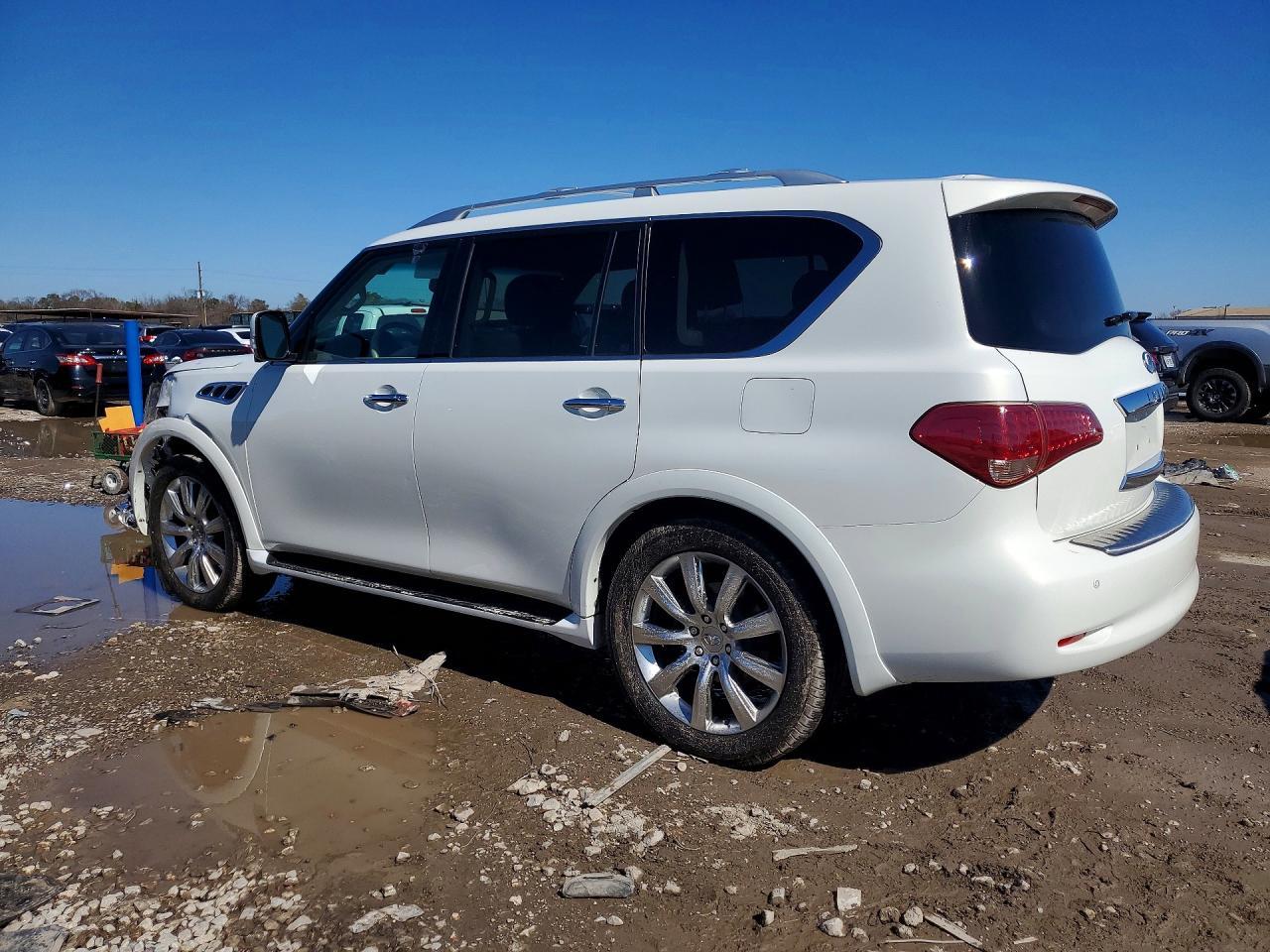 2012 Infiniti Qx56 - Image 2