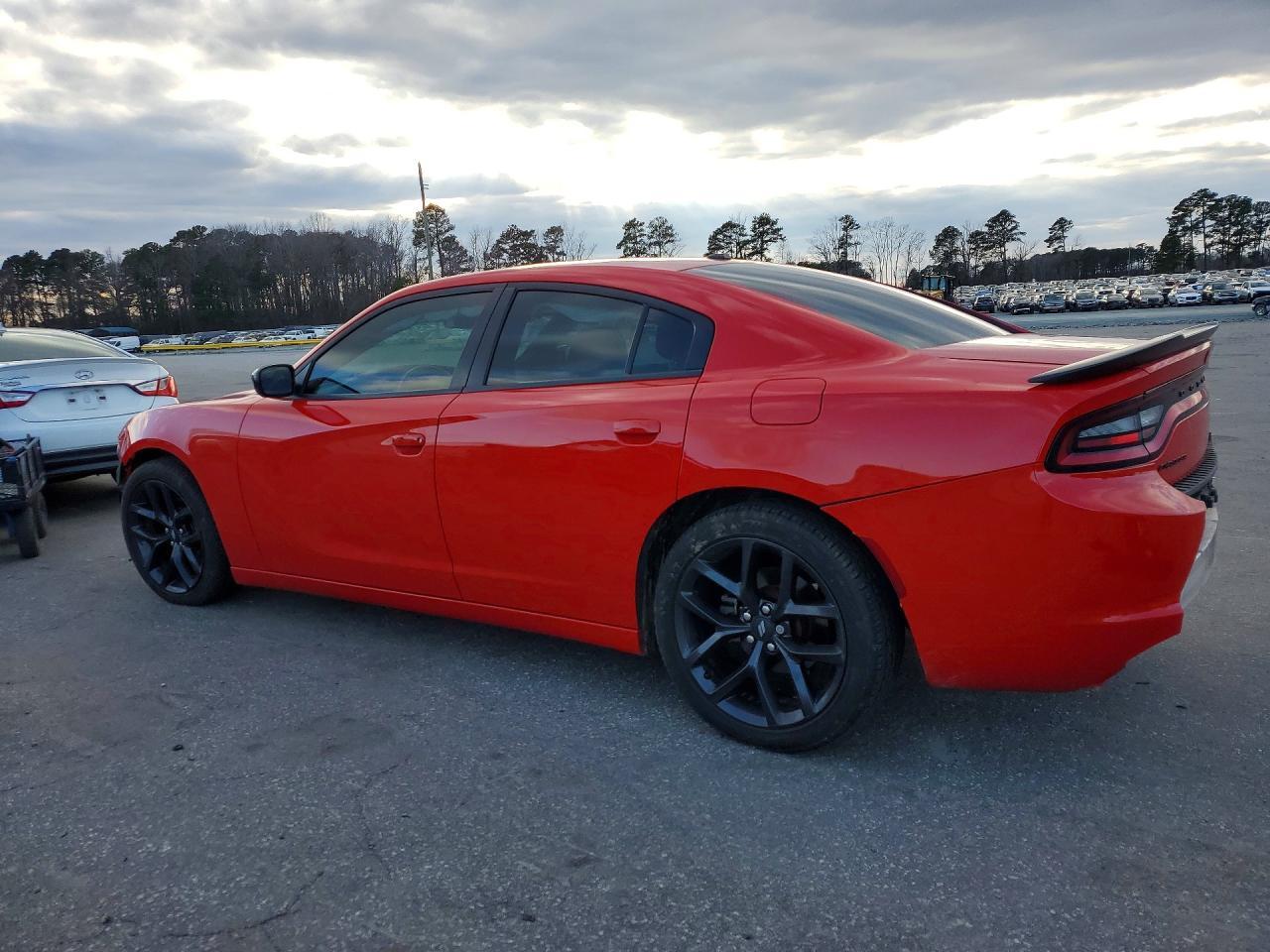 2021 Dodge Charger Sxt - Фото 2